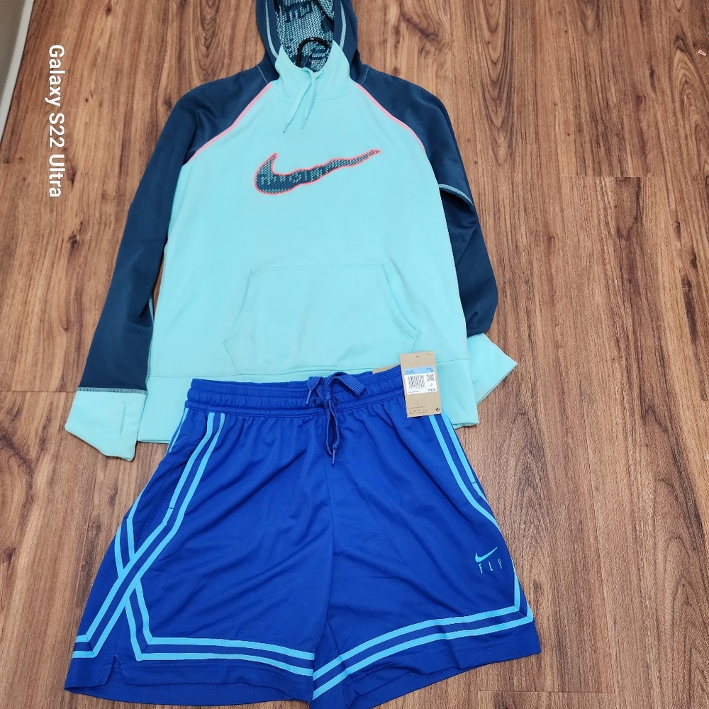 NIKE HOOD PLUS SHORTS